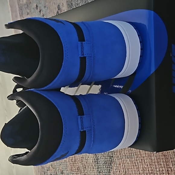 Dead Stock Air Jordan 1 Retro High OG Royal Reimagined DZ5485 042 Size 8 - Picture 6 of 10